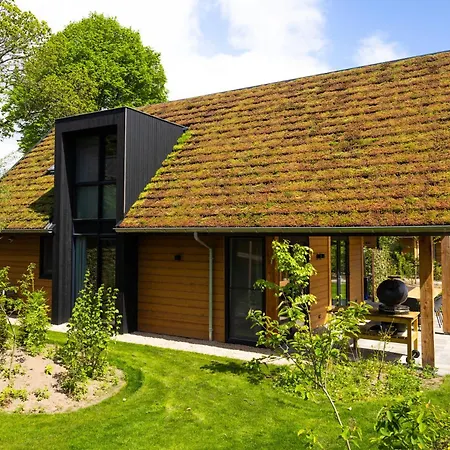 Vakantiehuis Bos Met Hottub & Sauna | 6 Personen
