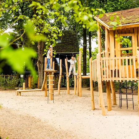 Vakantiehuis Bos Met Hottub & Sauna | 6 Personen