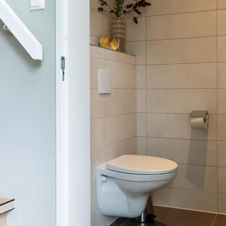 Bos Met Hottub & Sauna | 6 Personen * Wekerom