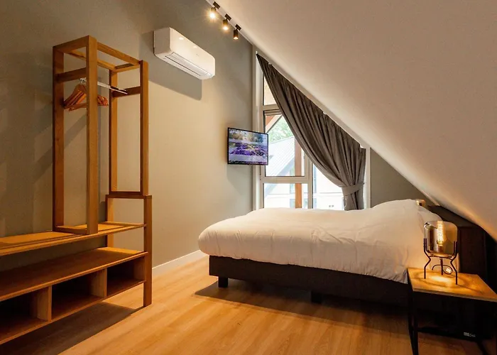 Bos Met Hottub & Sauna | 6 Personen 度假居 *