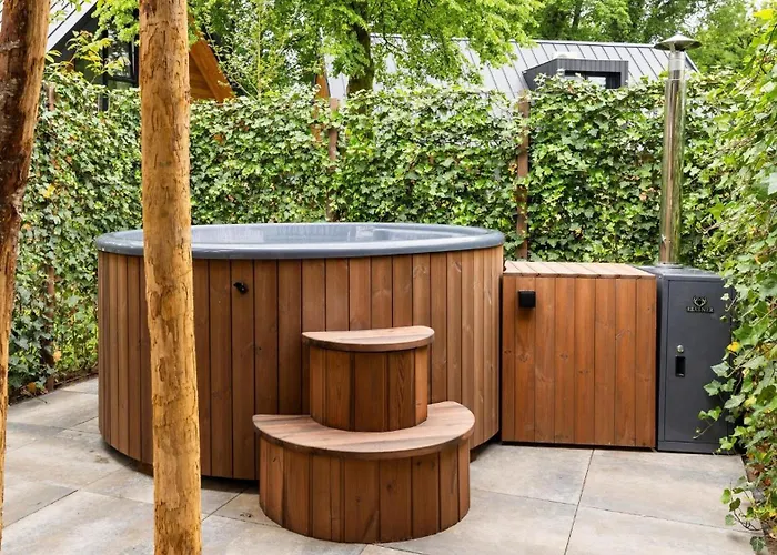 Bos Met Hottub & Sauna | 6 Personen