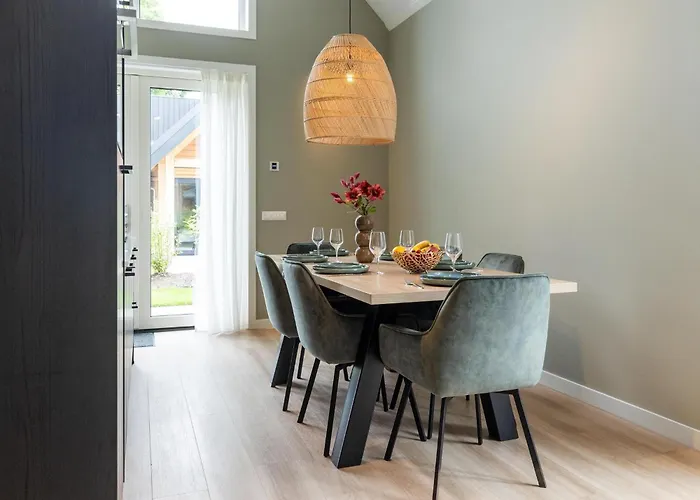 Bos Met Hottub & Sauna | 6 Personen *