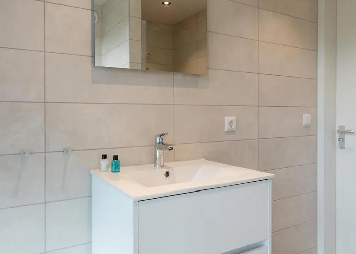 Bos Met Hottub & Sauna | 6 Personen Casa de Férias