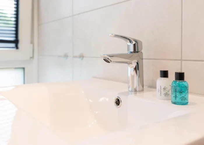 Bos Met Hottub & Sauna | 6 Personen Casa de Férias Wekerom