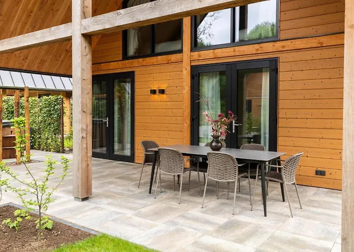 Bos Met Hottub & Sauna | 6 Personen * Wekerom