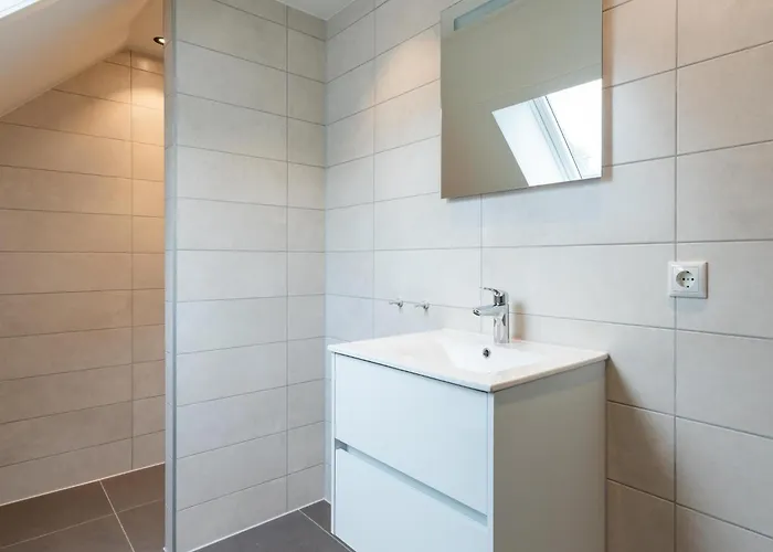 Bos Met Hottub & Sauna | 6 Personen Casa de Férias