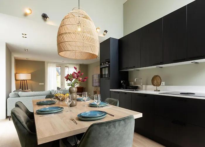 Bos Met Hottub & Sauna | 6 Personen Casa de Férias *