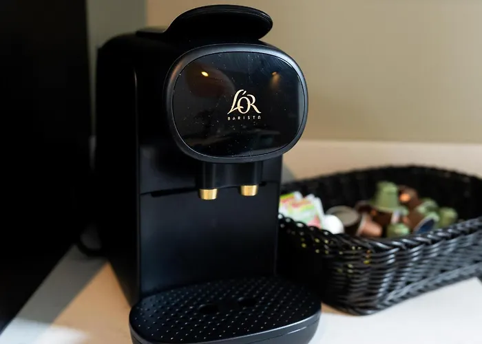 Bos Met Hottub & Sauna | 6 Personen Casa de Férias Wekerom