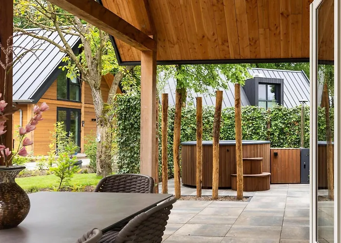 Bos Met Hottub & Sauna | 6 Personen *